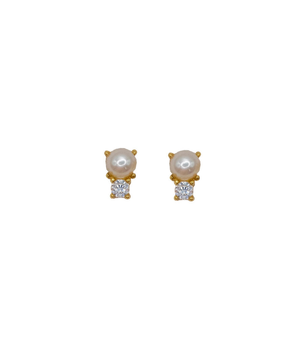 Pearl Out Earrings